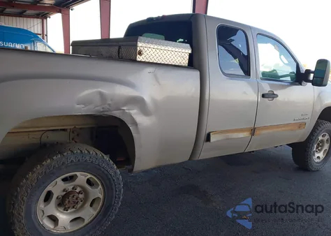 2008 GMC Sierra 2500Hd Sle1 z USA, uszkodzony, nr VIN 1GTHK29638E200496